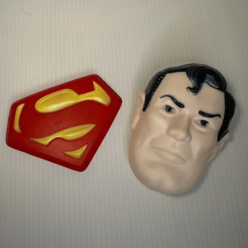 Vintage 1977 Wilton Superman Cake Topper Plastic Face & Symbol DC Comics Rare